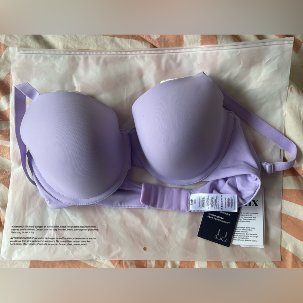 Knix Soft FlexFree Demi Bra